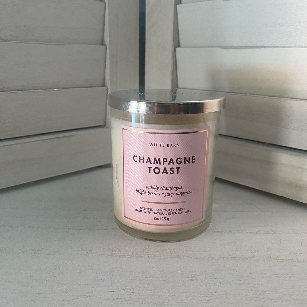 New White Barn Champagne Toast Candle with Silver Lid